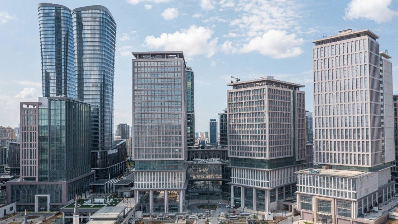 Kryzys społeczny nakarmił bank