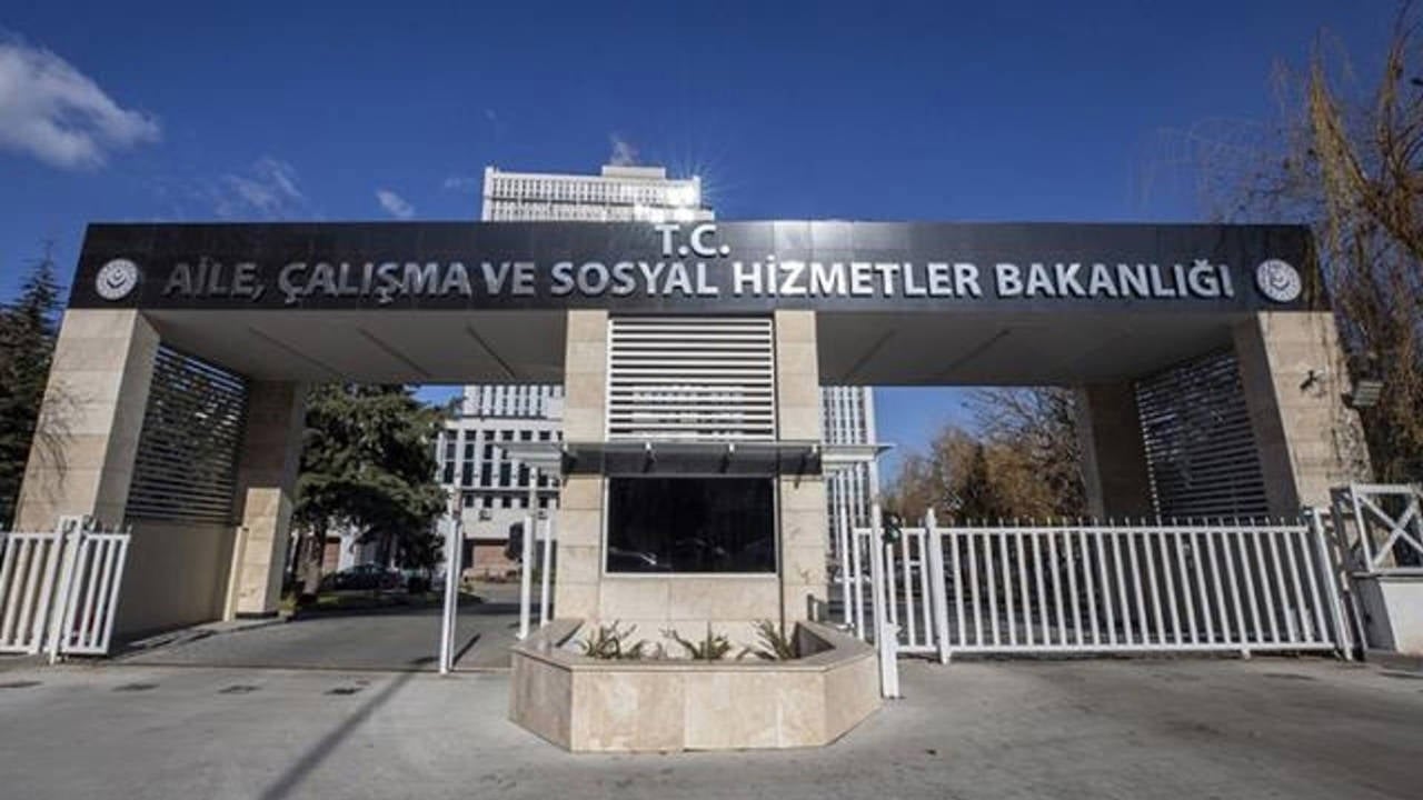 Yoksula kırıntı, Bakan’a yüzde 40
