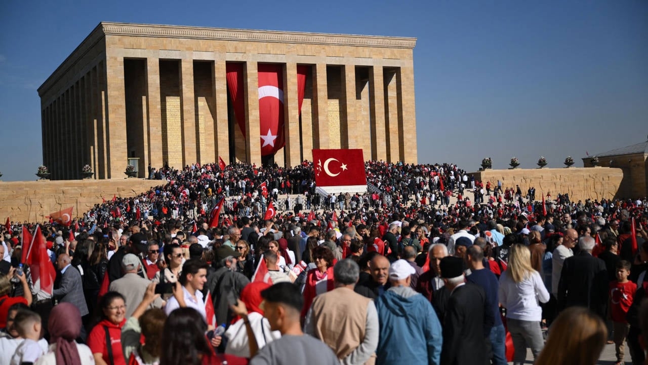 Ceux qui aspirent à régner seront vaincus.
