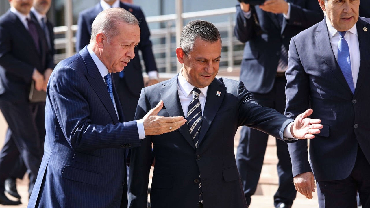 Was will Erdoğan von Özel?