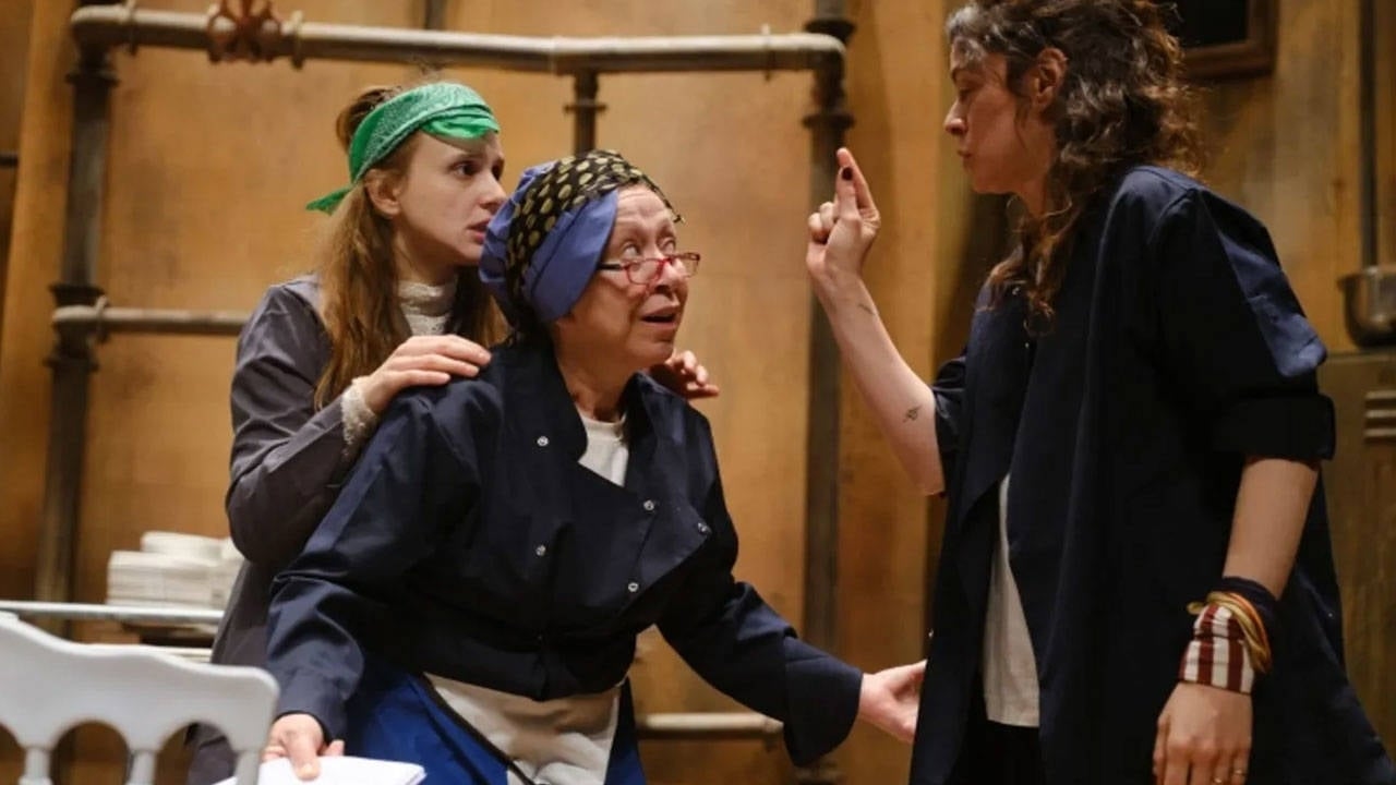 Teatros independientes, producciones fuertes