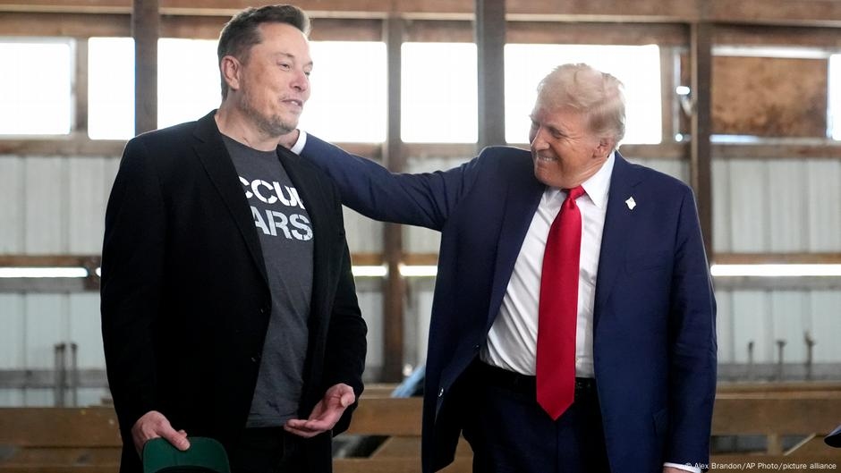 Donald Trump żegna się z Elonem Muskiem