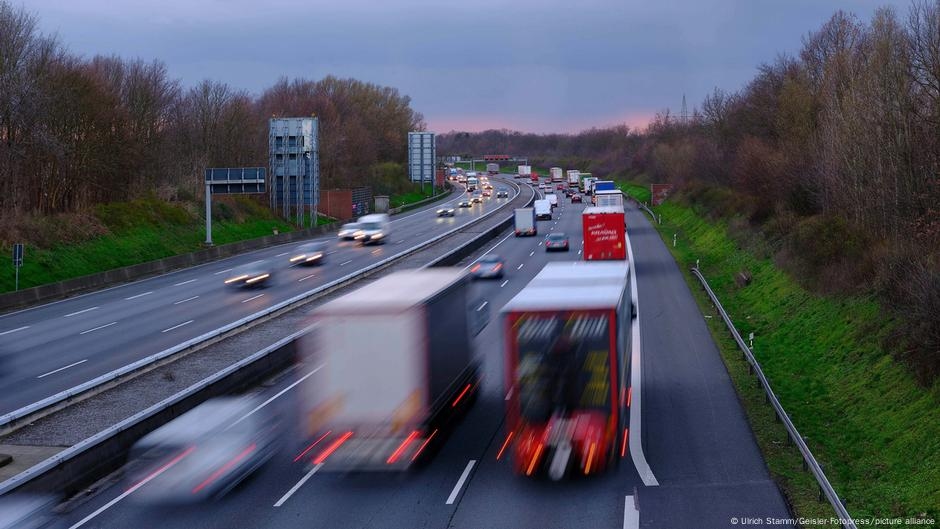 Não há mais novas rodovias na Alemanha?