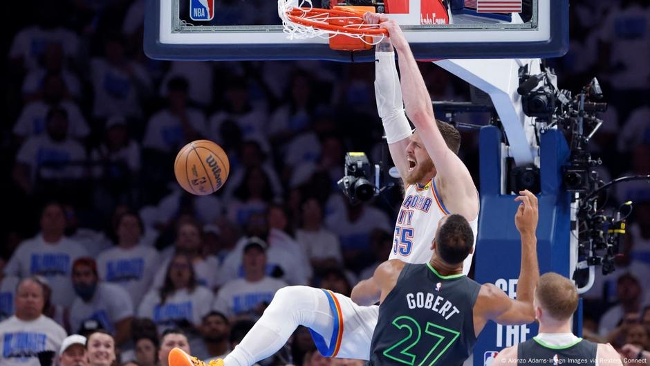 Isaiah Hartenstein – niemiecka gwiazda NBA o korzeniach afroamerykańskich