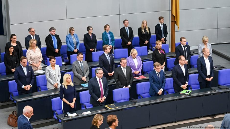 Bundestag upamiętnia masakrę w Srebrenicy sprzed 30 lat