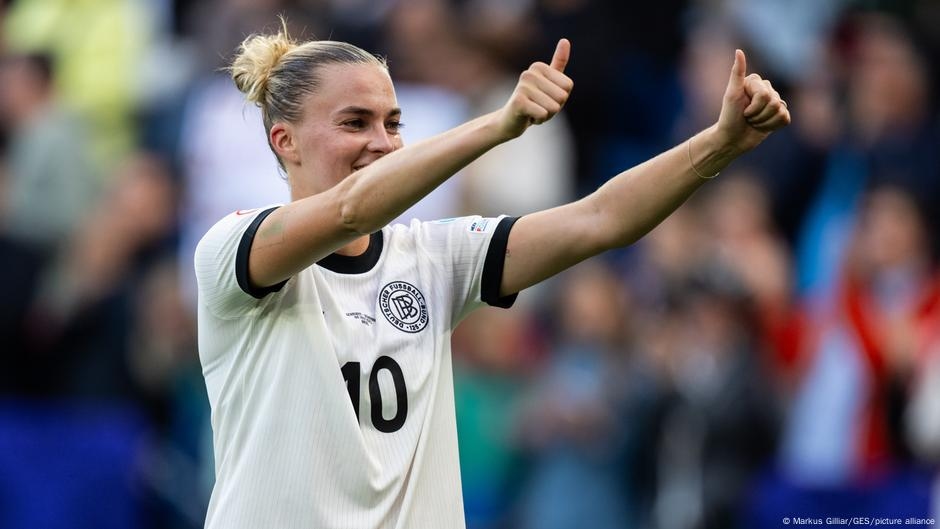 EURO 2025: DFB women play against Sweden for group victory