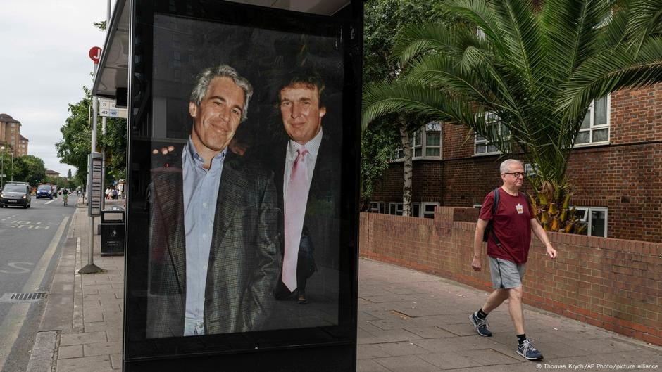 News compact: Trump sues newspaper over Epstein report