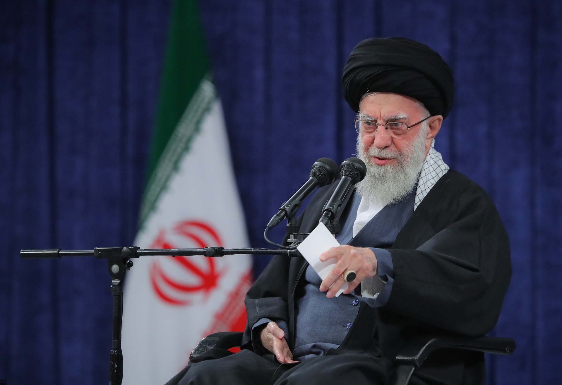 Irán se enfrenta a la fecha límite de agosto para aceptar un acuerdo nuclear integral o enfrentar nuevas sanciones de la ONU.