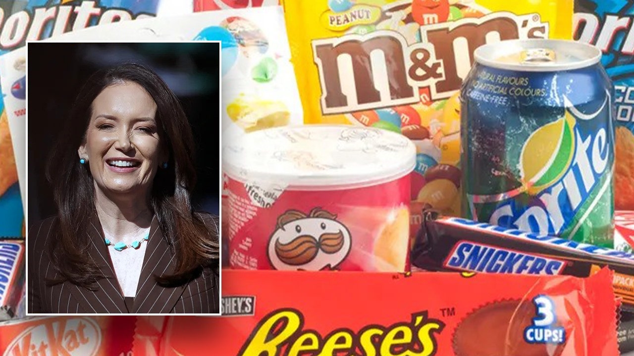 Mais 'meia dúzia' de estados vão proibir compras de refrigerantes e junk food com vale-alimentação, diz secretário de Agricultura de Trump