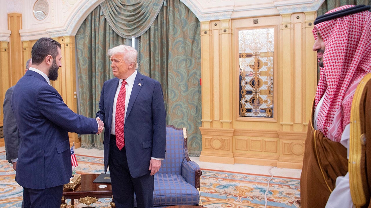 L'amministrazione Trump ha concesso alla Siria una deroga alle sanzioni per incoraggiare la ricostruzione