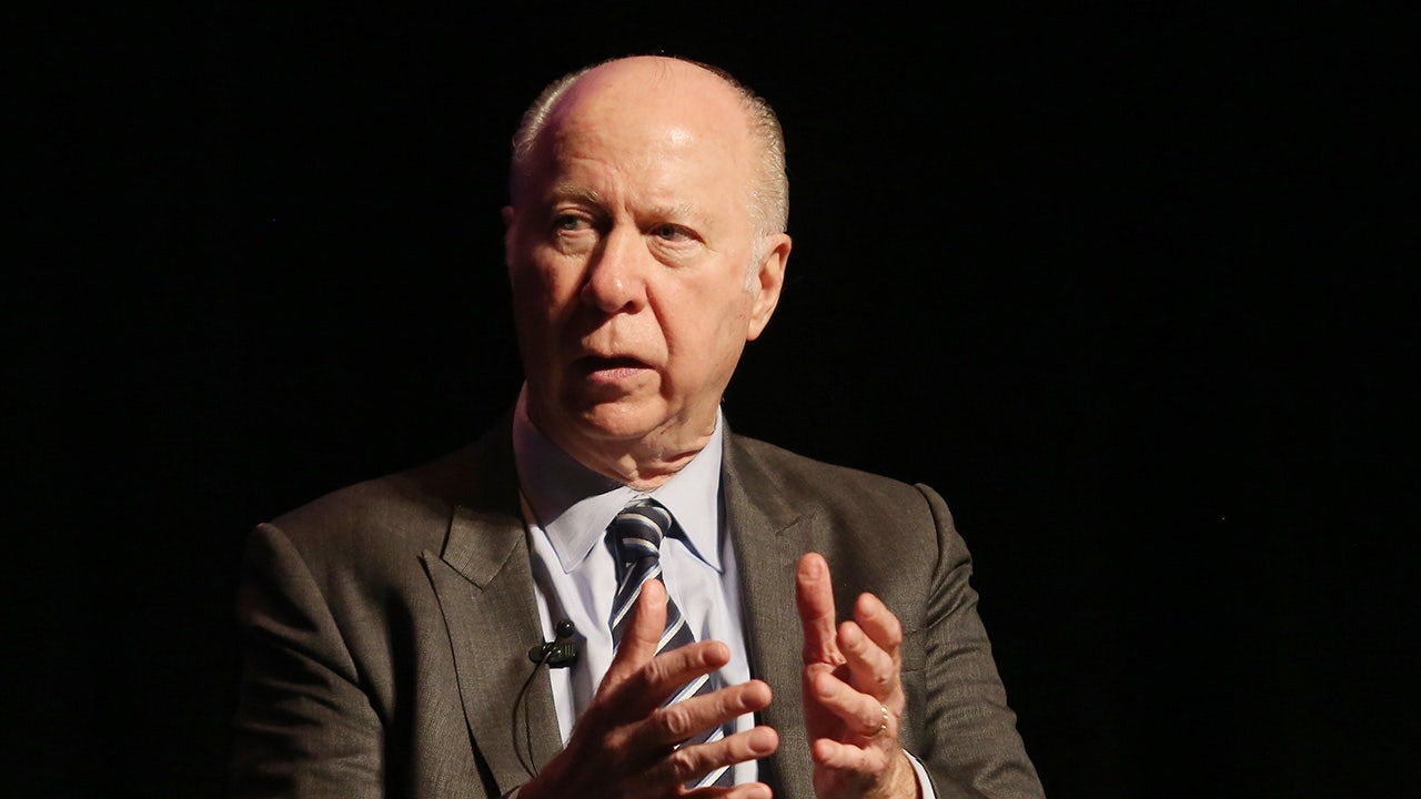 David Gergen, conseiller de confiance de la Maison Blanche auprès de quatre présidents américains au fil des décennies, décède à 83 ans