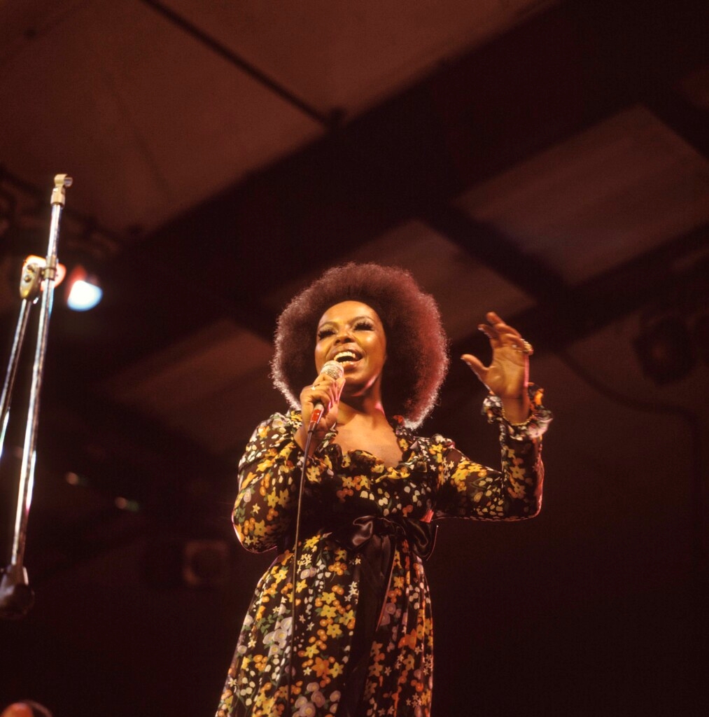 Goodbye Roberta Flack, the elegant voice of the 70s