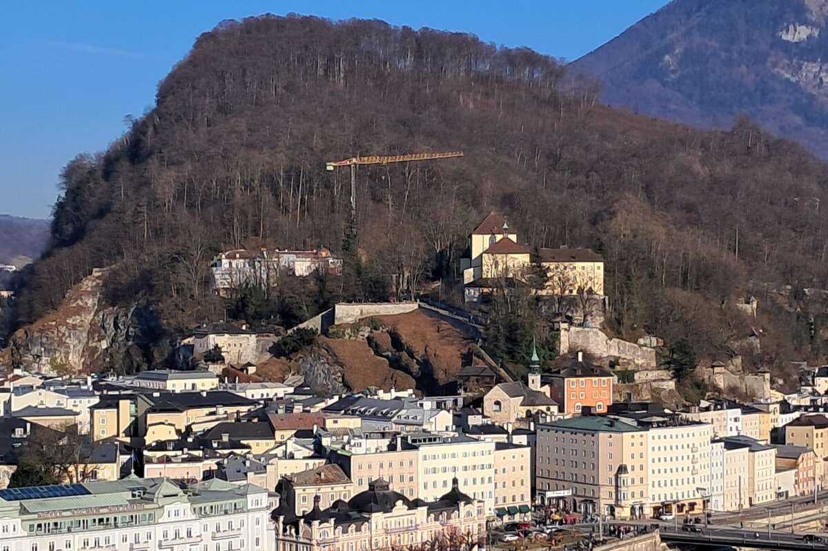 Salzburg'da milyarderle anlaşmazlık: kültürel miras baltalandı