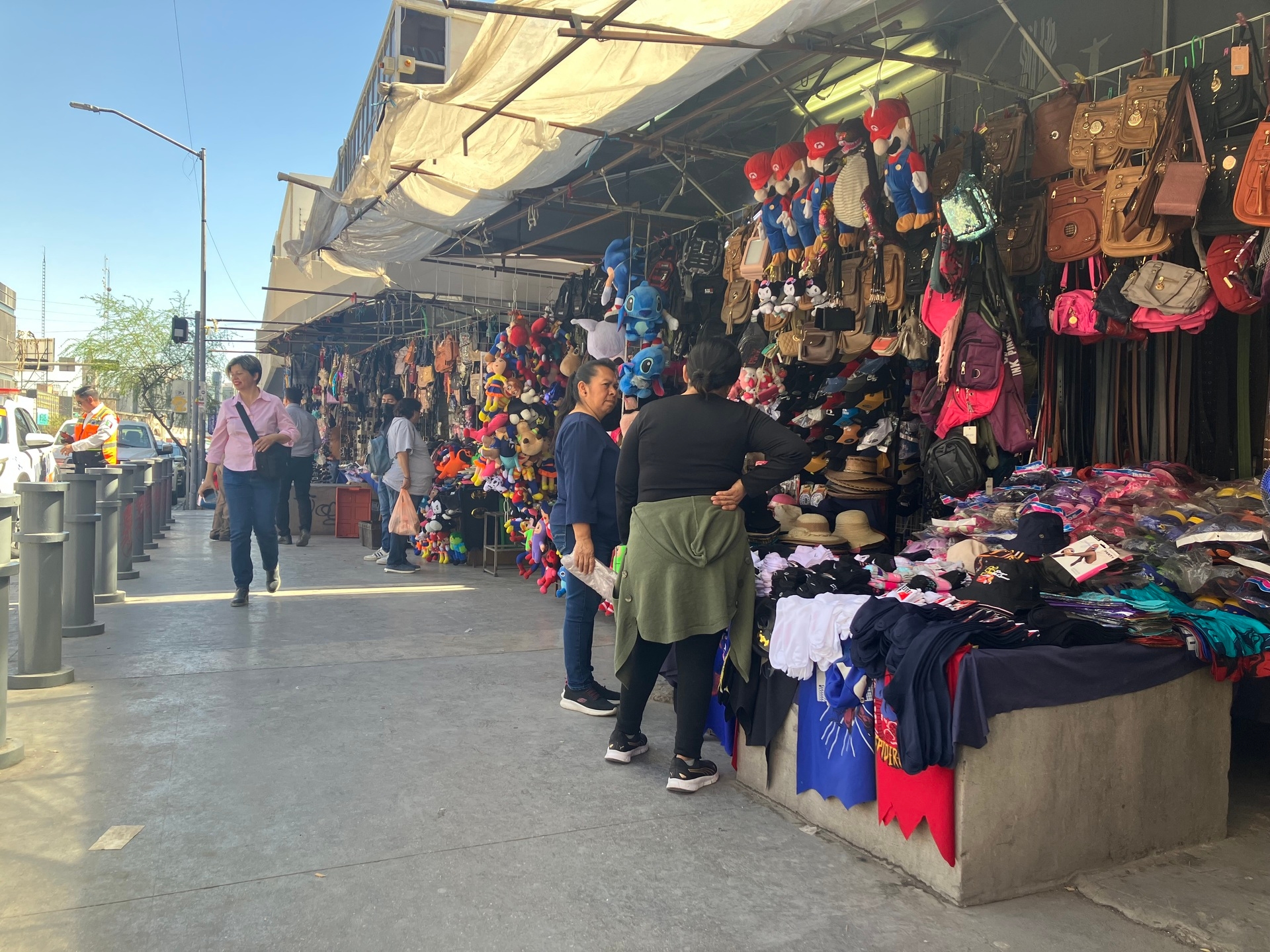 Businessmen demand to stop street vendors in Torreón; they ask for greater regulation