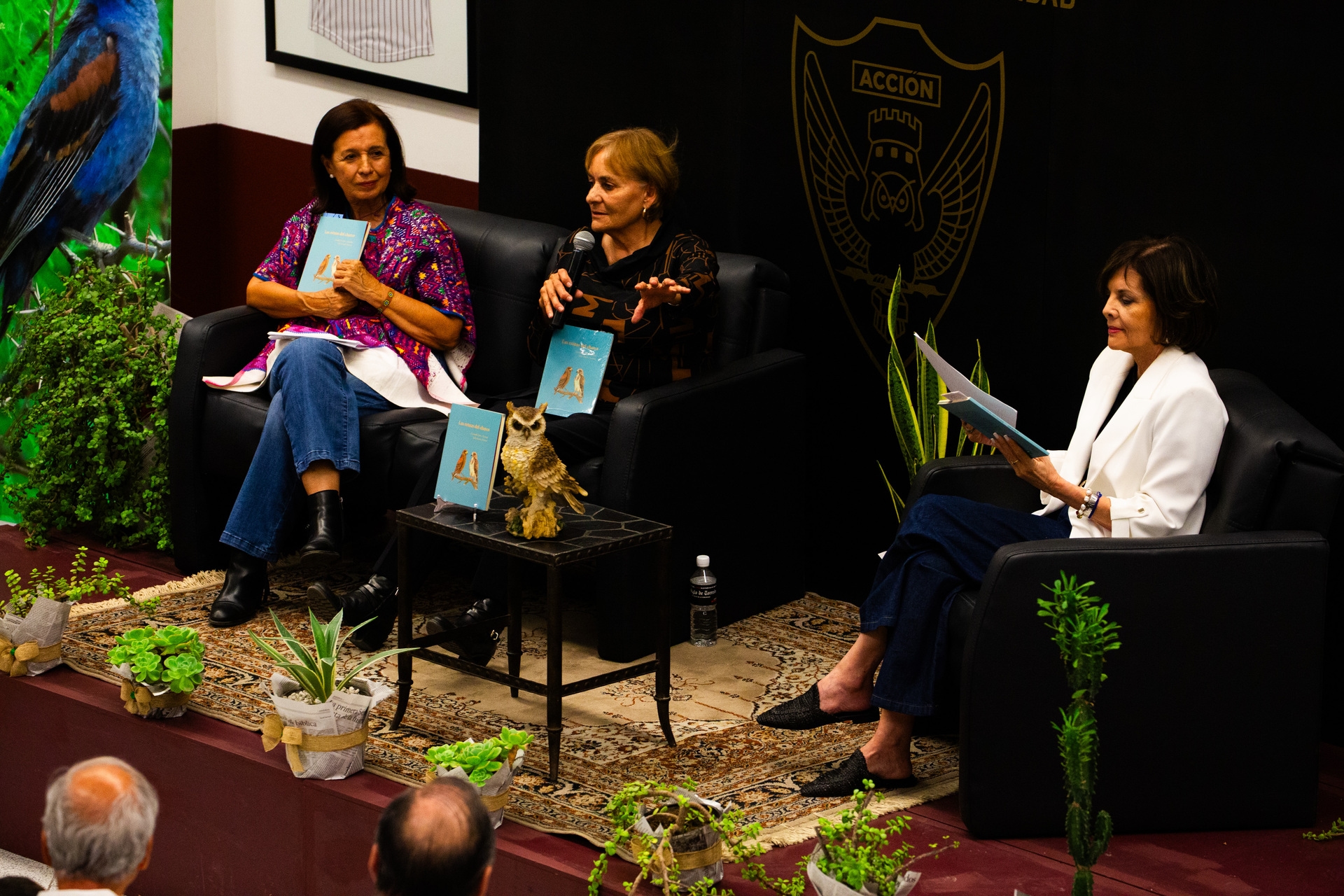 Julie Ibarra Rossow and Elizabeth Pérez Alemán present their book at El Siglo de Torreón
