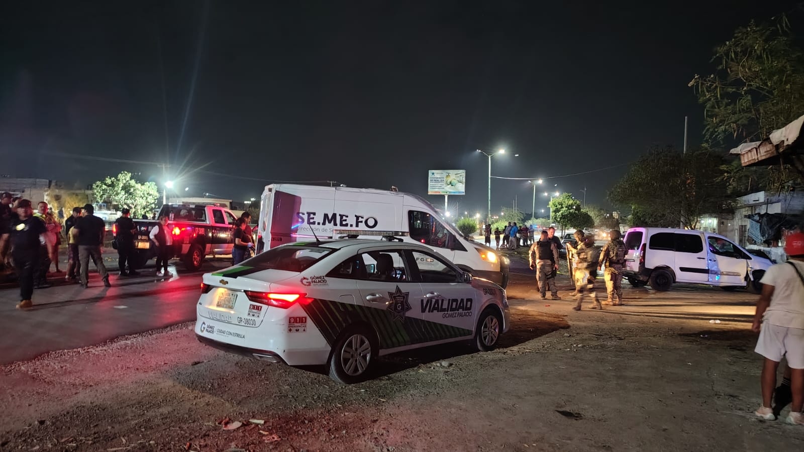 Un couple décède après un accident brutal avec une camionnette à Gómez Palacio