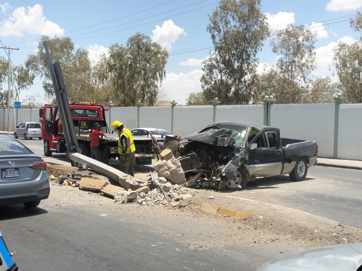 Motorista bêbado se envolve em acidente grave a leste de Torreón