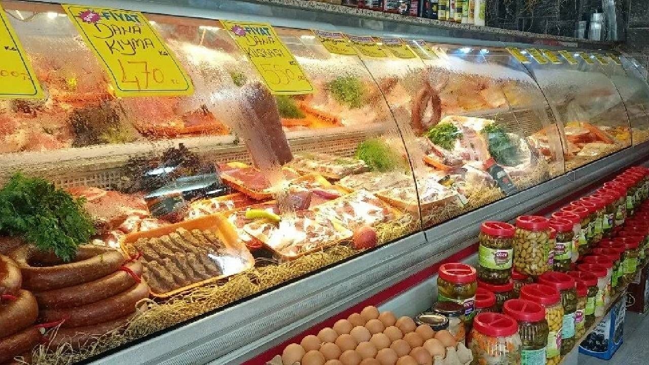 Deze keer is het geen Adana! Het product in de hamburger, die als rundvlees was gekocht, was verrassend.