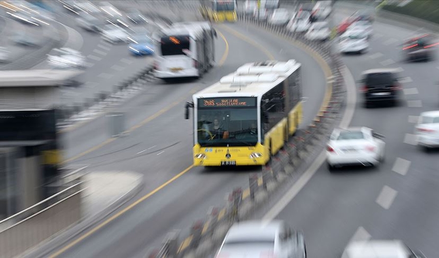 Voorstel om tarieven openbaar vervoer in Istanbul te verhogen afgewezen