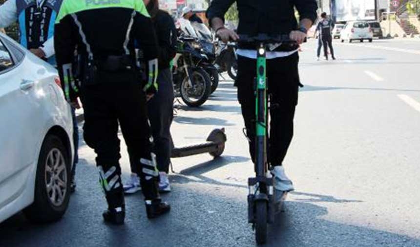Elektrische scooters worden verplicht voor verzekeringen