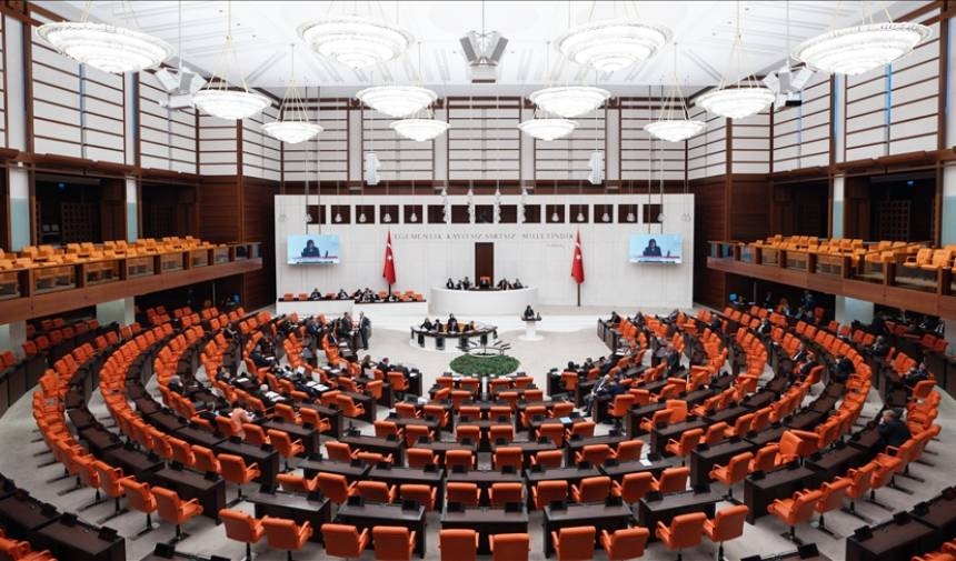 Das Parlament startet in die zweite Hälfte: Präsidialrat und neue Gesetze stehen auf der Tagesordnung