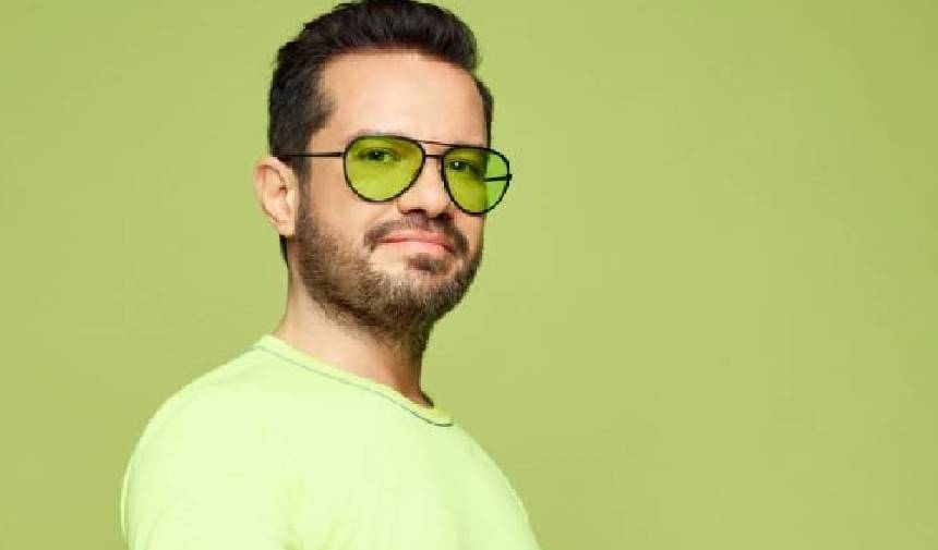 Ozan Doğulu został oszukany i stracił miliony