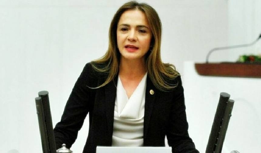 CHP's Gamze Akkuş İlgezdi had a traffic accident