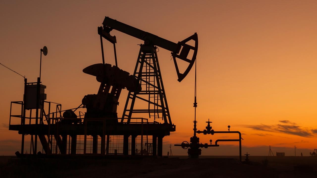 Brent crude oil is trading at $72.65 a barrel