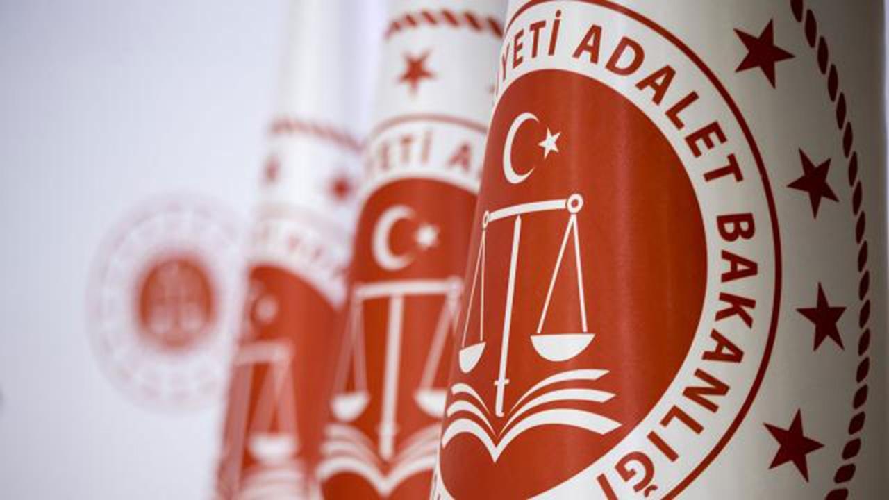 Turkse Justitie Academie Wet in het Officiële Staatsblad