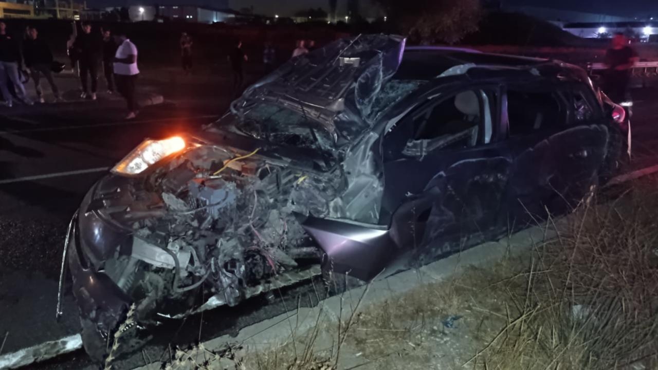 Car crashes into pole in Tekirdağ: 1 dead