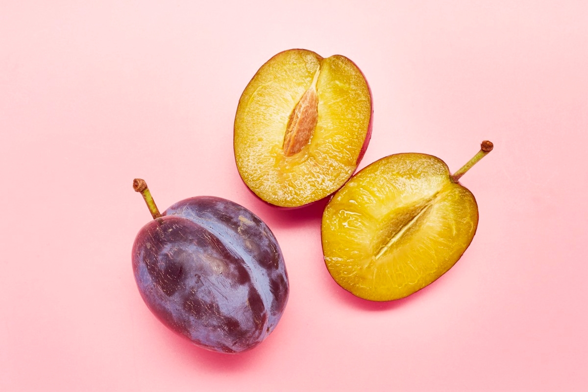 8 beneficios de las ciruelas: aumentan la inmunidad, fortalecen los huesos y más