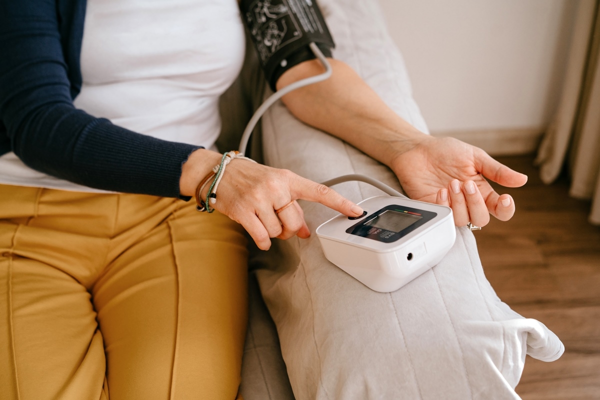 Expert lists the best physical exercises for people with high blood pressure