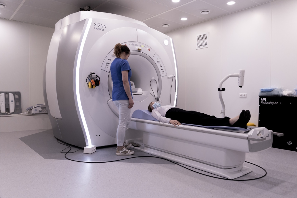 The labor market in commercial medicine: personnel shortage and salaries from 500 thousand rubles
