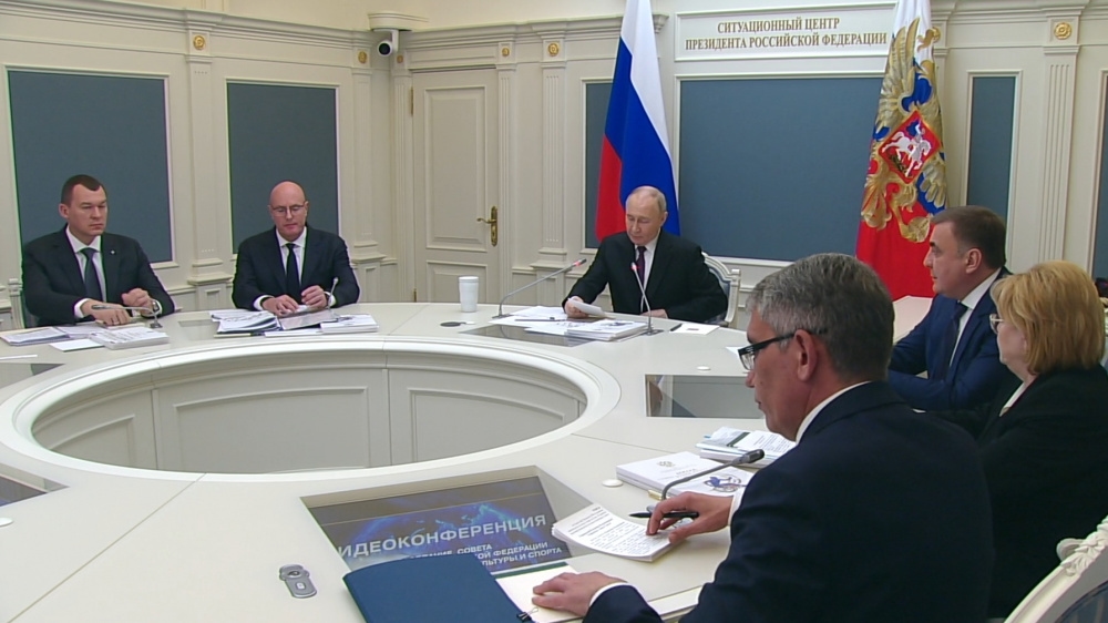 Putin: è necessario creare un registro delle organizzazioni che forniscono assistenza protesica e ortopedica