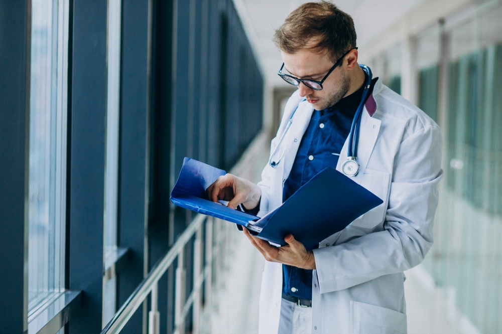 El Consejo de Derechos Humanos dudó de la necesidad de distribuir a los trabajadores médicos financiados con el presupuesto