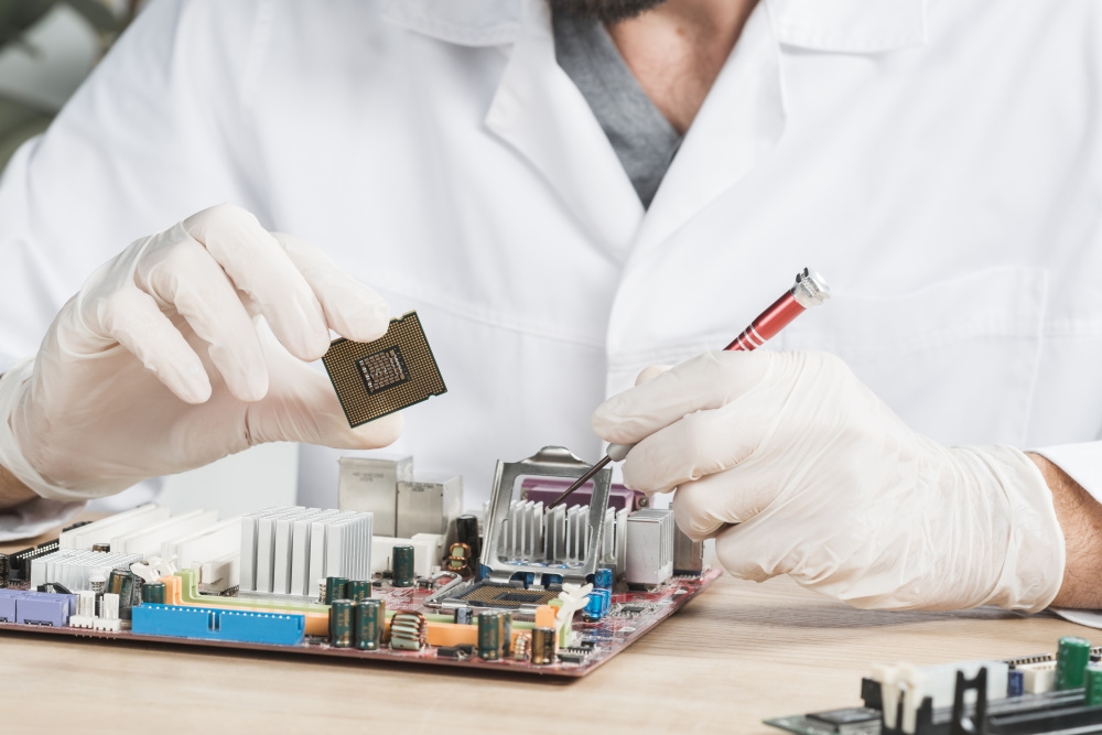Les universités médicales et les institutions scientifiques se sont vu refuser des subventions pour moderniser leur base matérielle et technique