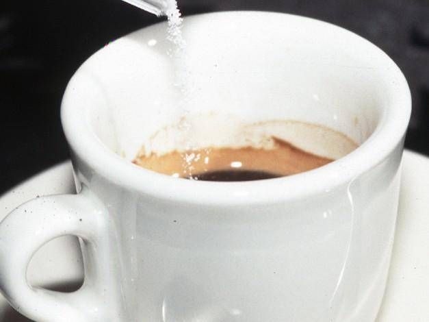 Lebensmittel, mit einigen gängigen Süßstoffen, höheres Risiko einer frühen Pubertät, Studie
