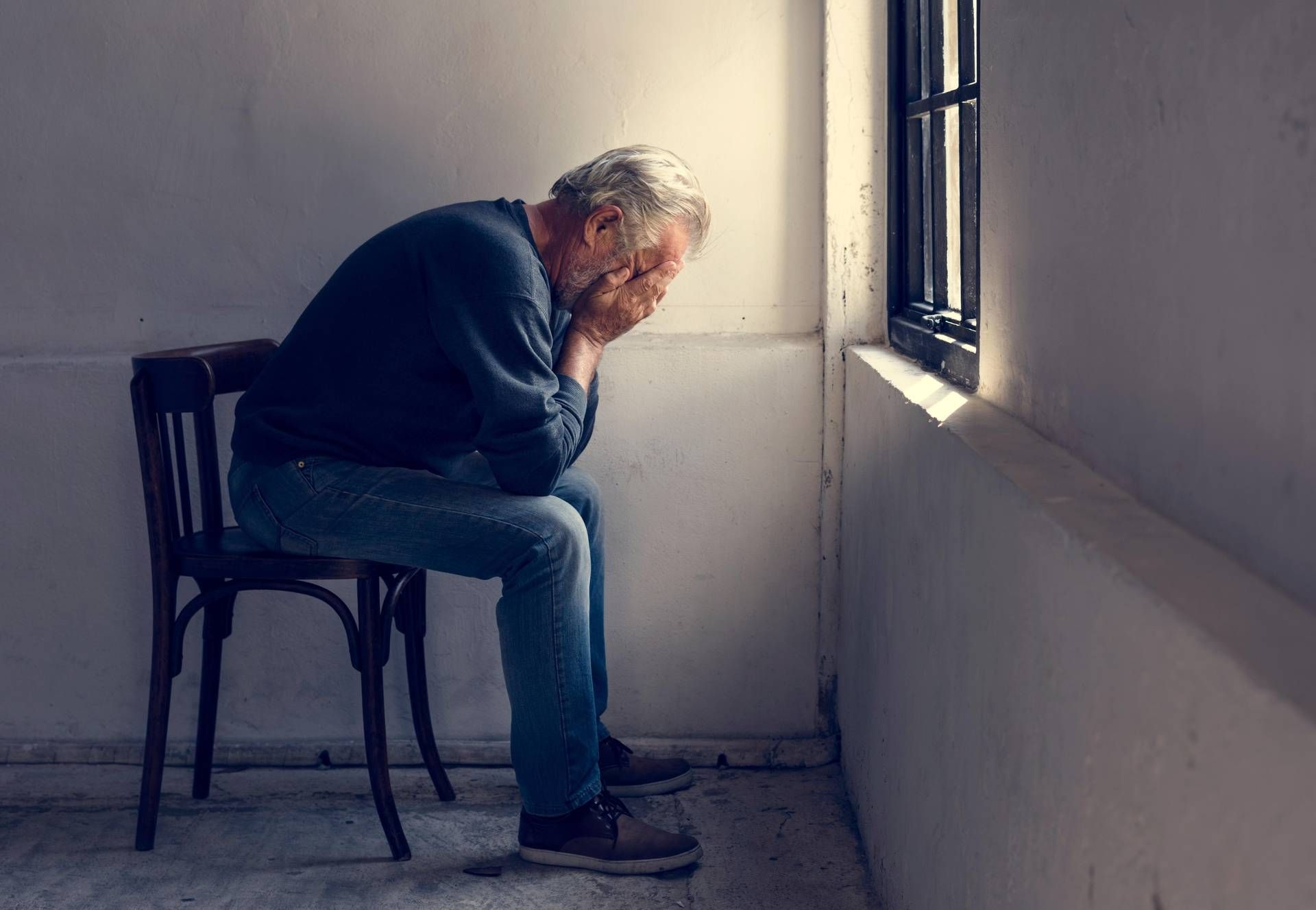 Demencia: una variante genética generalizada duplica el riesgo en los hombres