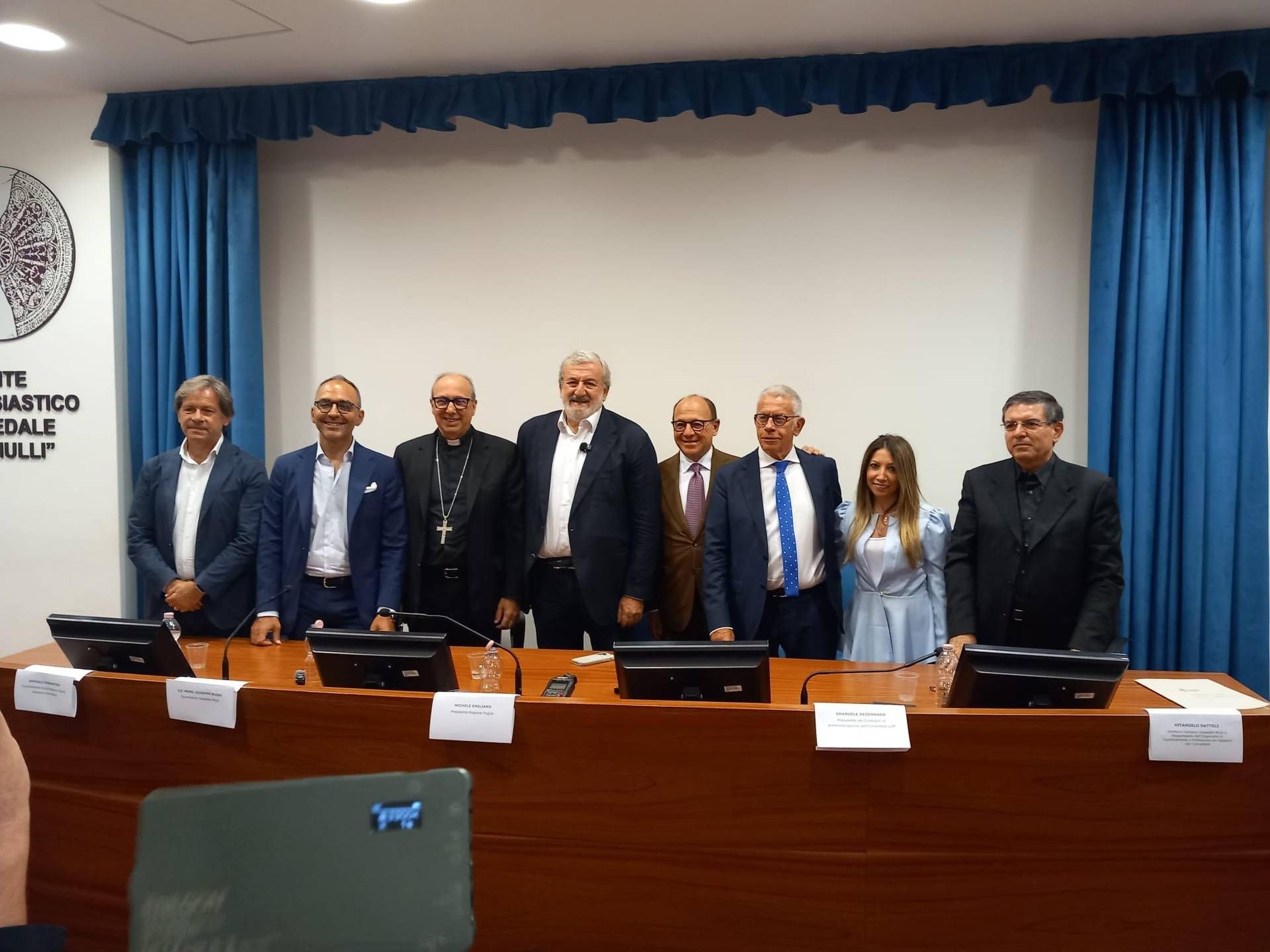Gezondheidszorg: Het Miulli Universitair Ziekenhuis wordt geopend in Acquaviva delle Fonti.