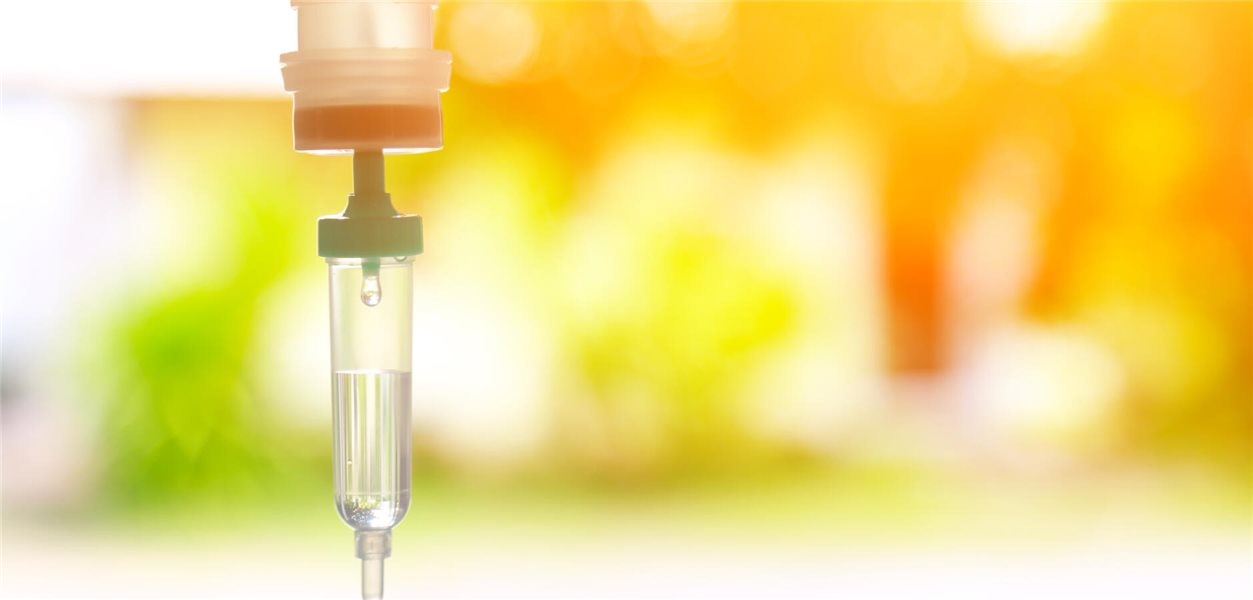 Nuevos hallazgos sobre el uso de infusiones de vitamina C en dosis altas