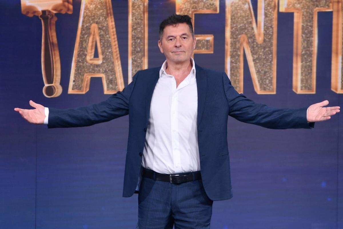 Lo spiesato regresa en otoño a Rai 2, grabaciones en curso. Confirmación también para el jefe de incógnito. Avance