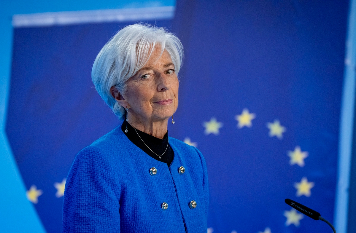 Zölle: Lagarde sieht düstere Zukunft: „Das Wachstum verlangsamt sich, Handelsabkommen zwischen den USA und der EU beseitigen die Unsicherheit nicht.“