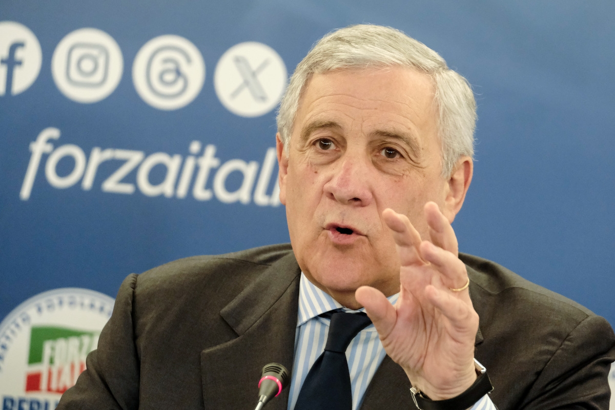 Impuestos, Tajani: «La rebaja de impuestos para la clase media es la prioridad; cuanto antes se apruebe, mejor. La eliminación tras el Irpef».