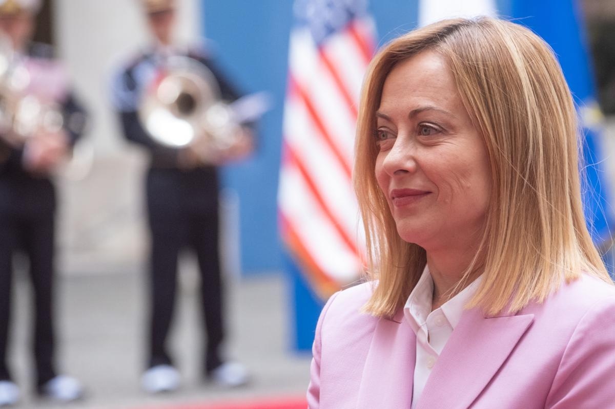 2 июня, Маттарелла: «С референдумом Италия выбрала свободу». Мелони: «Я пойду голосовать, но не буду забирать бюллетень»