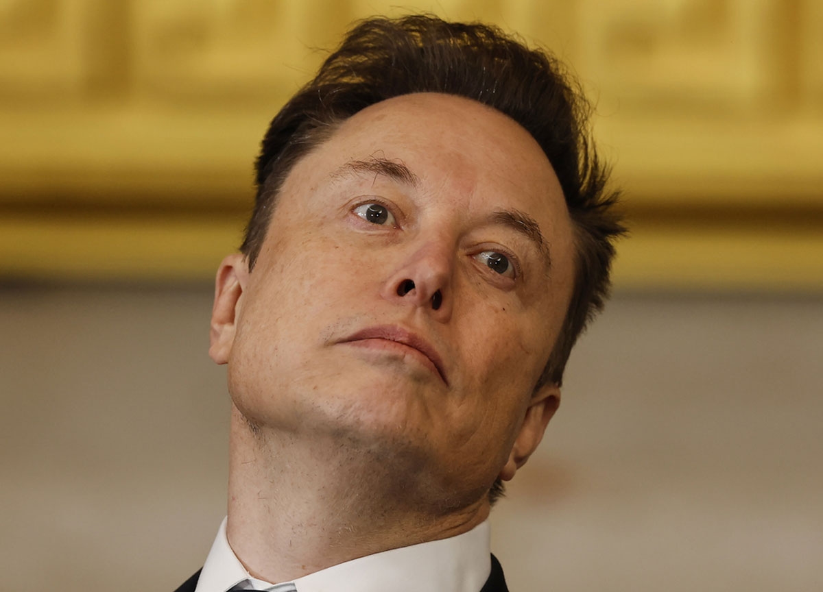 Musk rilancia l’Intelligenza artificiale: SpaceX investe 2 miliardi in xAI per sfidare OpenAI. Che cosa c'è dietro la mossa di Elon