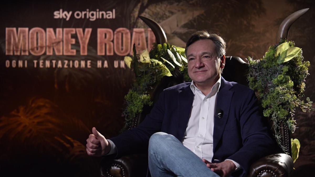 Money Road, Fabio Caressa: "Tentazioni? Ho resistito a proposte indecenti, ma non al Texas hold 'em. A giugno con mio fratello..." - L'intervista ad Affaritaliani.it