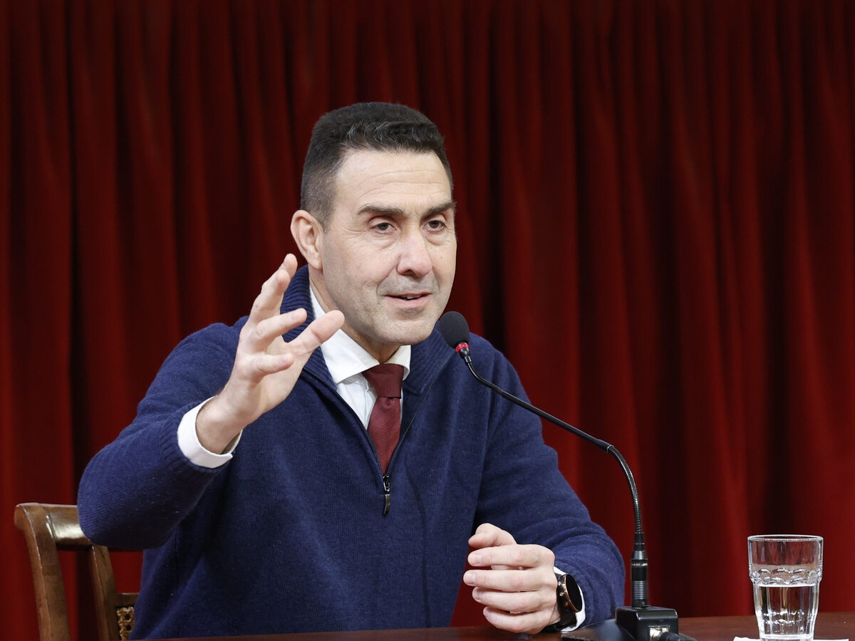 Украина. Ванначчи критикует фон дер Ляйен: «Новые санкции против России? Безумие! Ей пора паковать чемоданы и ехать домой».