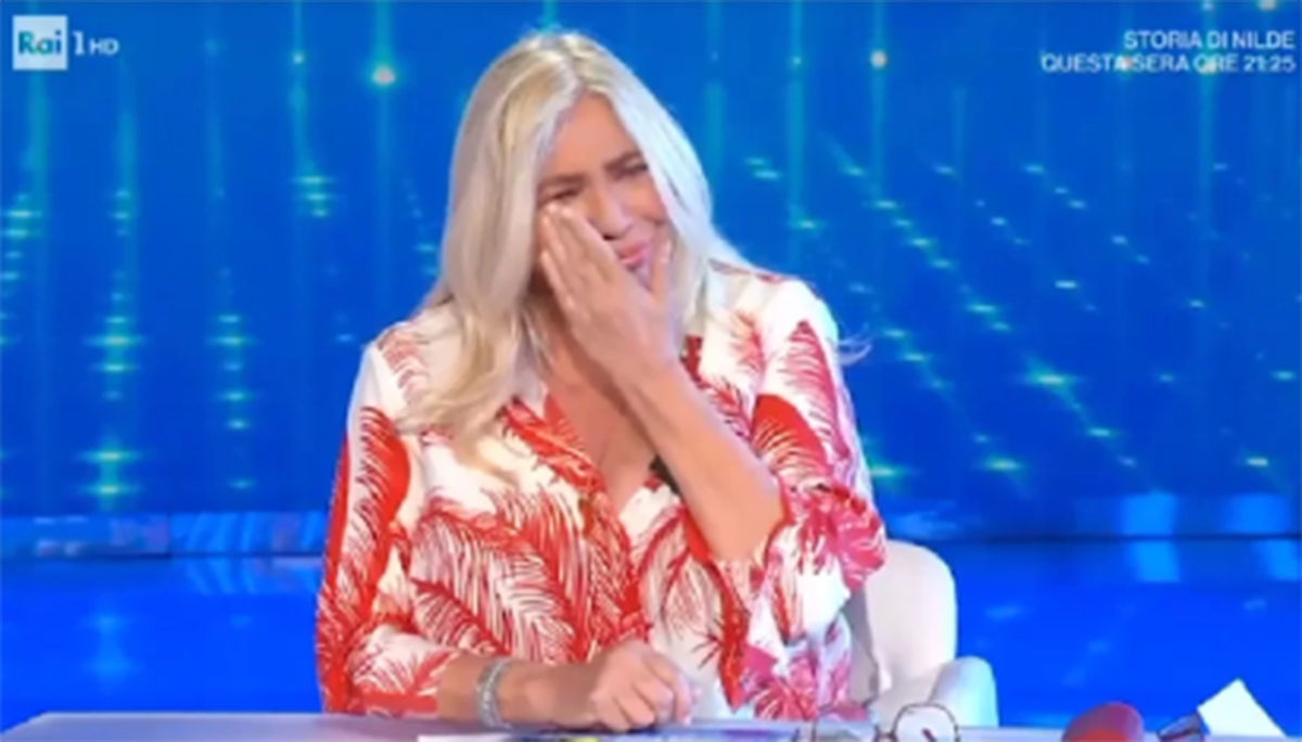 Mara Venier, ¿una sensacional incorporación a Mediaset? Podría unirse al elenco de uno de los programas más queridos.
