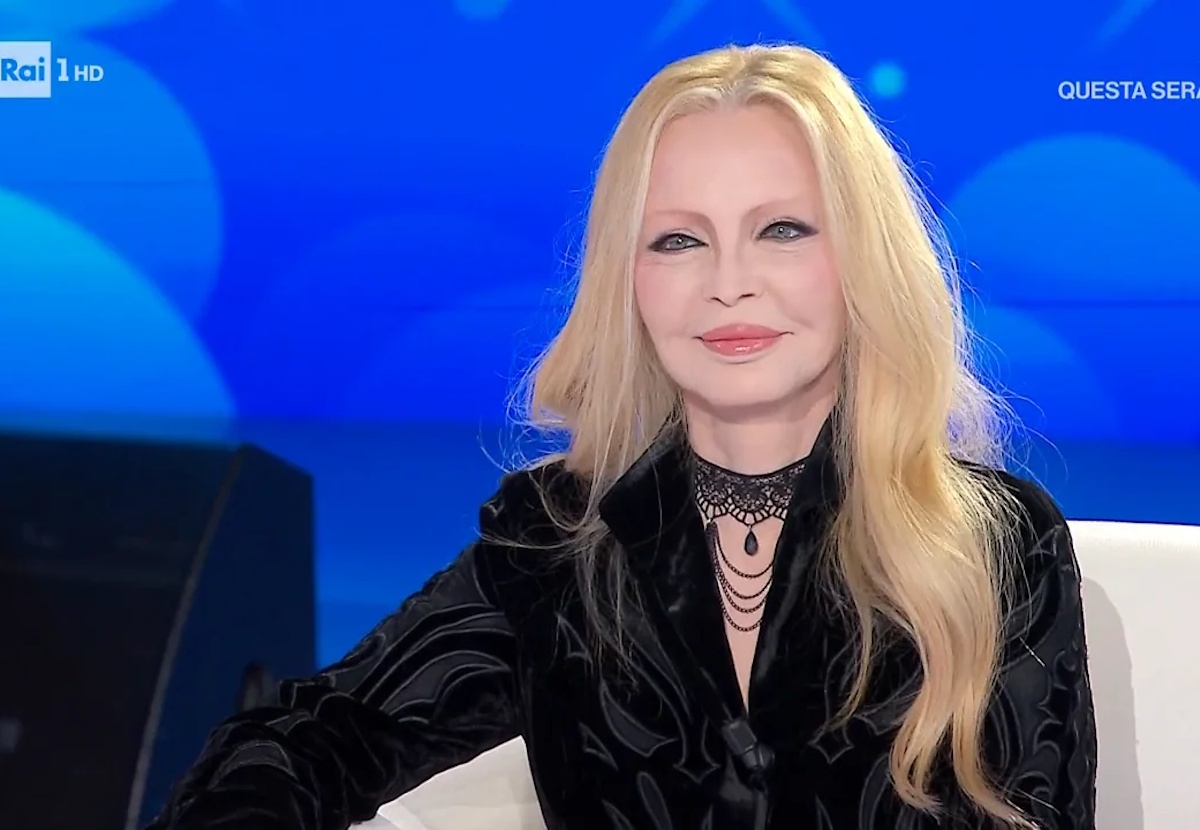 Patty Pravo, de 77 años, no lo siente: "¿Mi pareja? Tiene 35 años. Yo di el primer paso".