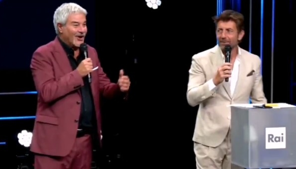 Roland Garros, Pino Insegno e o torpedo contra Sinner: "Desejo-lhe uma gripe e...". Geada no estúdio